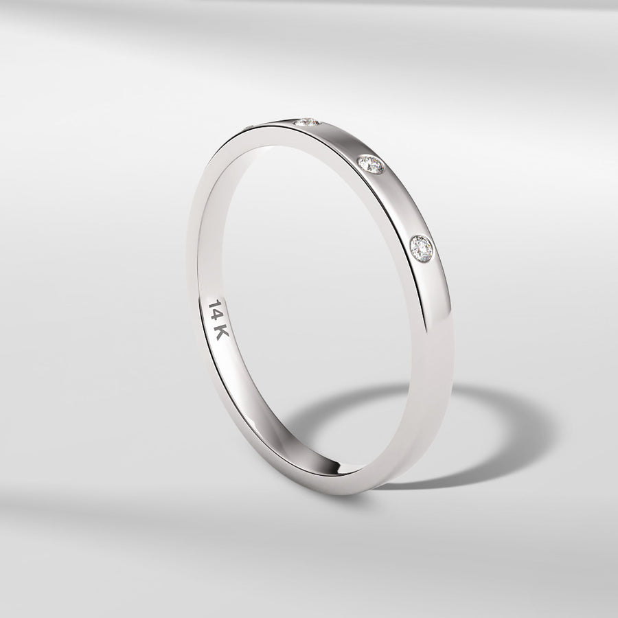 14k Solid Gold Modern Petite Lace Band With Round Diamonds