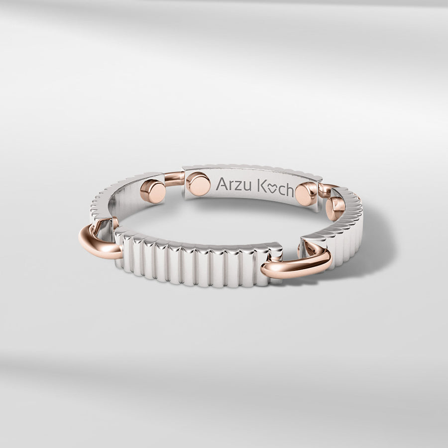 18k Solid Gold Textured Ring, Body & Links 