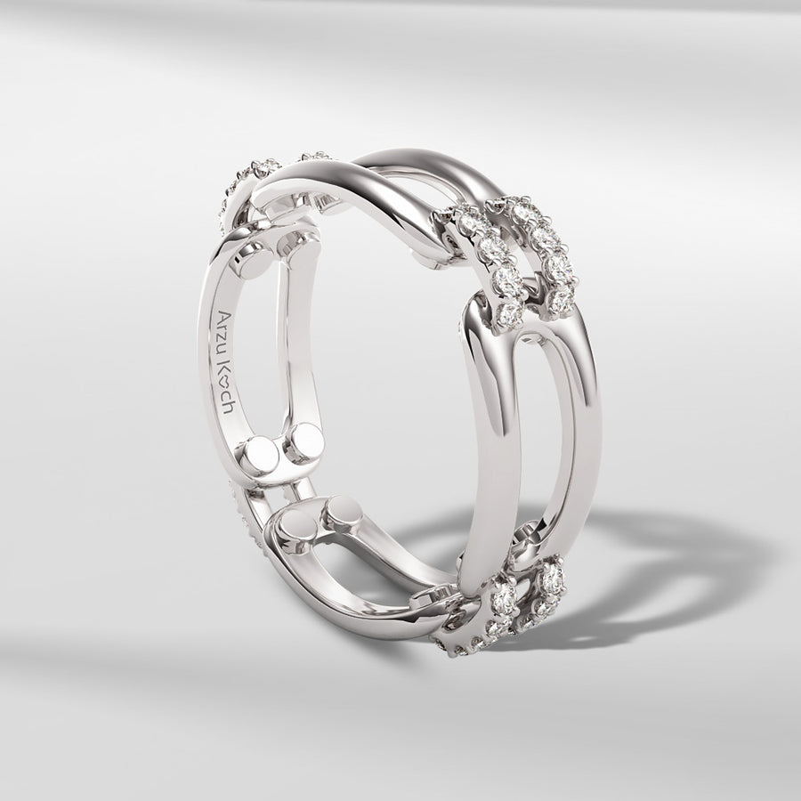 18k Solid Gold With Round Brilliant Diamond Ring